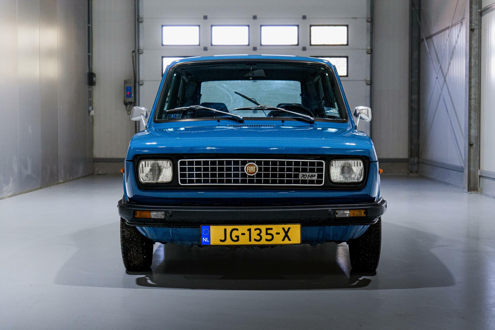 41796552-1.jpg