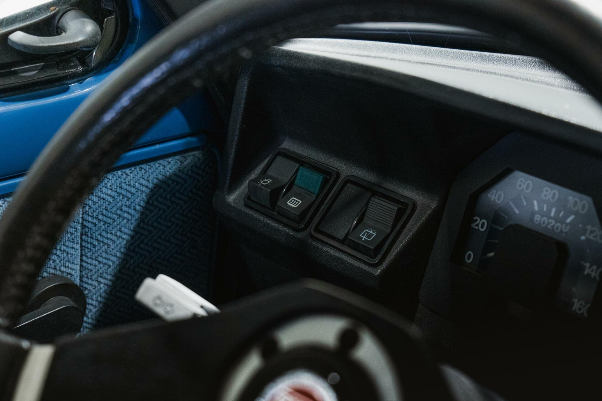 41796552-32.jpg