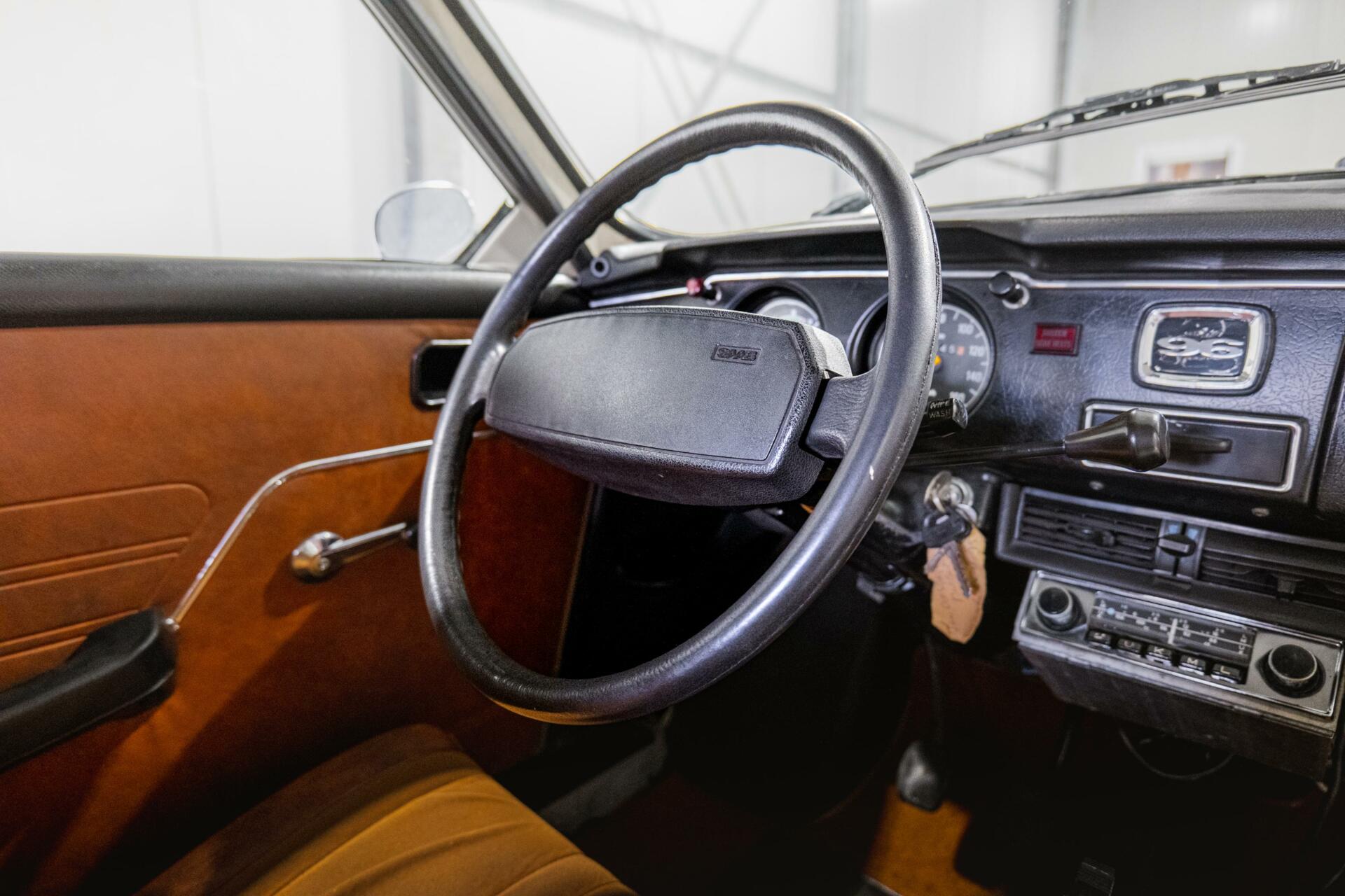 41797079-29.jpg