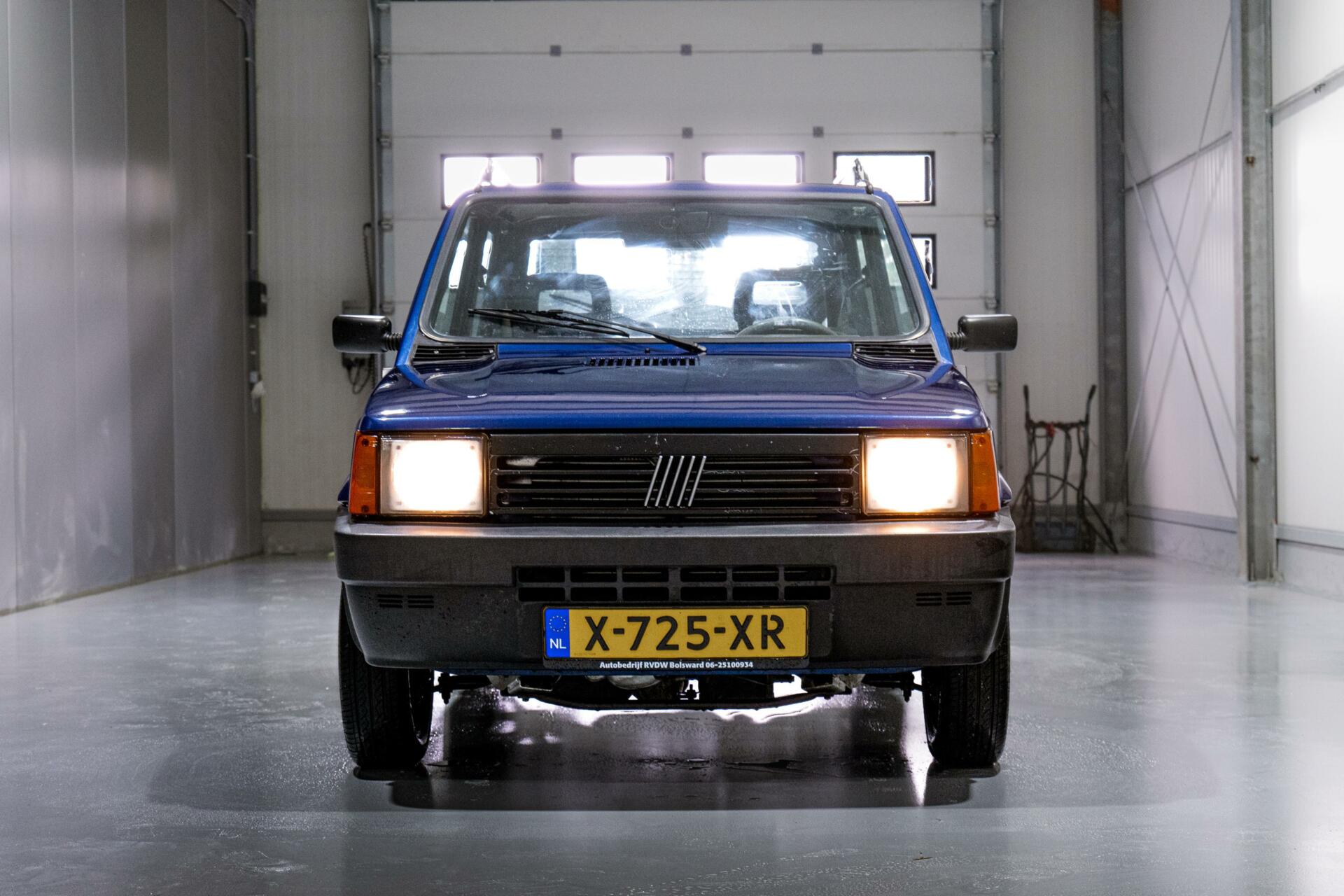 41799434-1.jpg