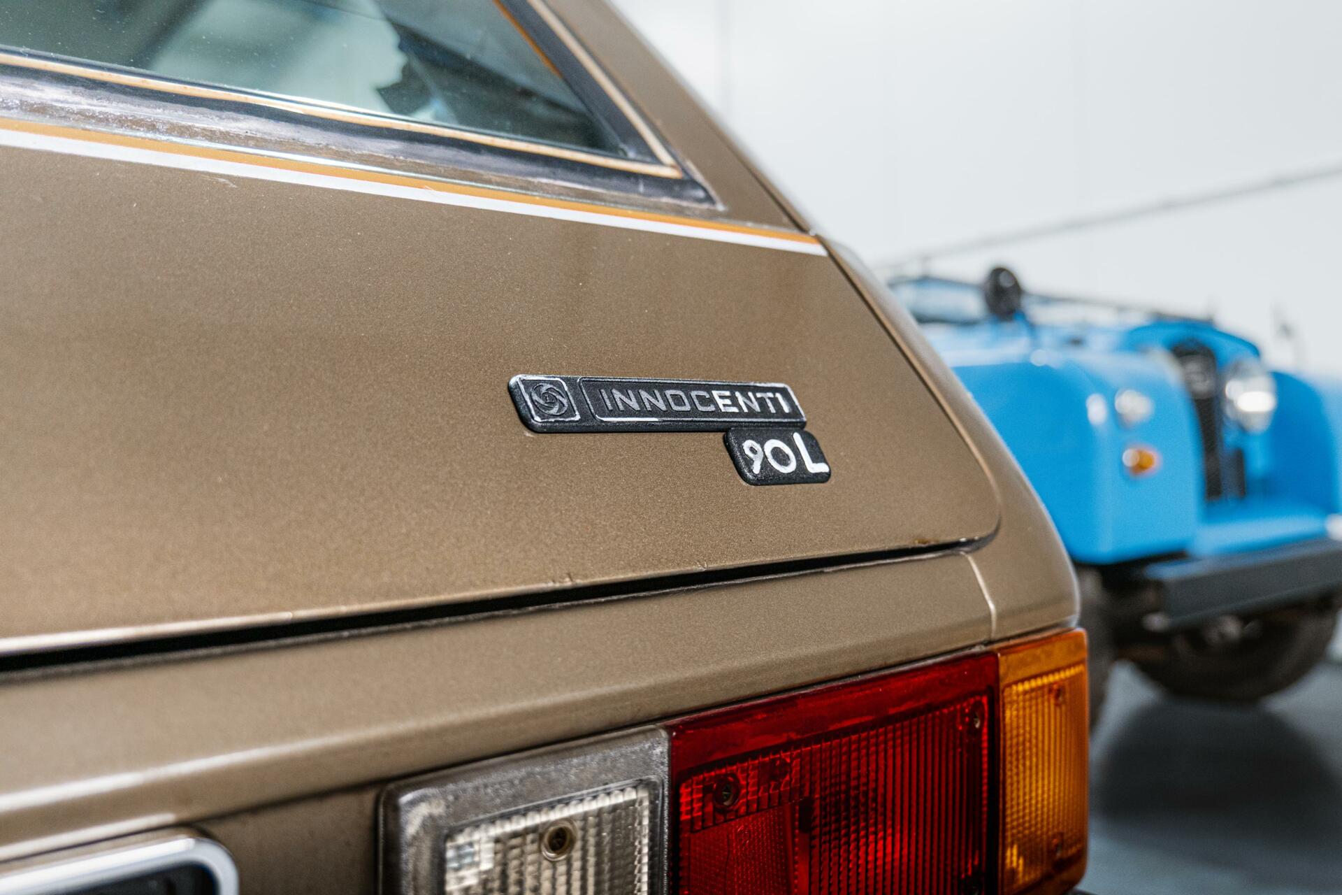 41799459-9.jpg